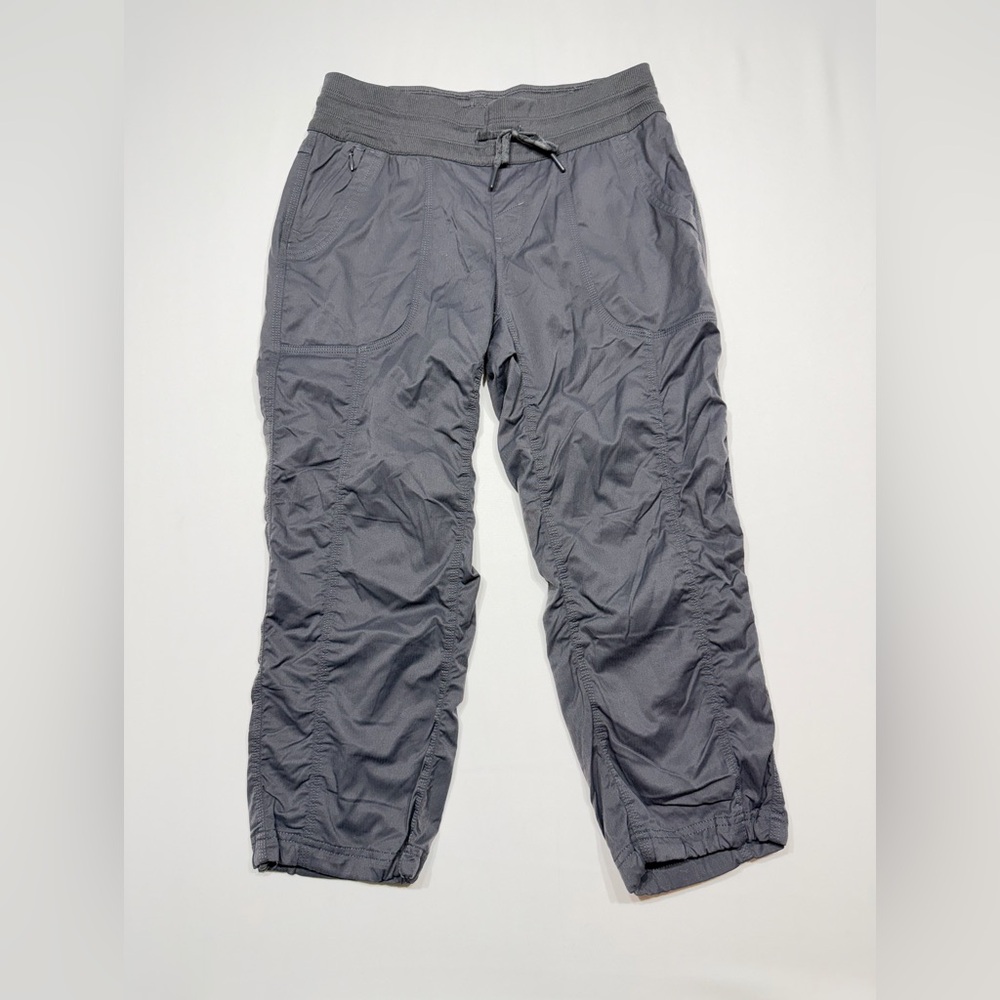 Sku#216 The North Face Women’s Gray Hiking Pants Size Small Elastic Waist - Picture 2 of 8